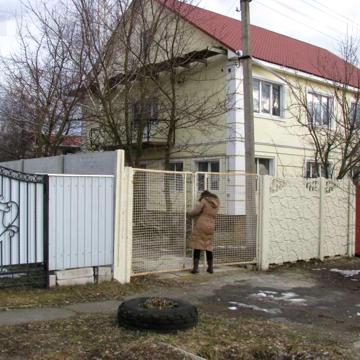 Дом 275 кв.м. 2эт., кирп.Корнеевка Барыш.р-н,31 сот, без окупации