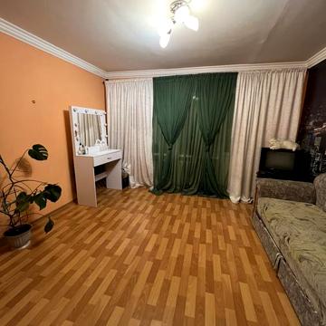 Продам двокімнатну квартиру. Загальна площа 50кв.м.