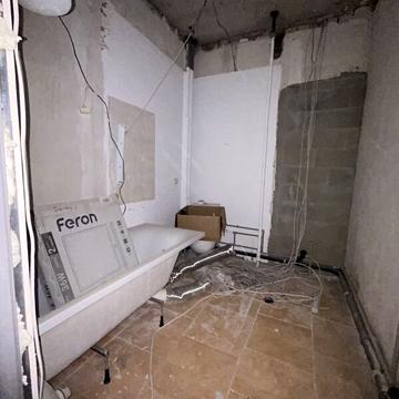 Продаж 3к Квартира Тракторобудівників проспект