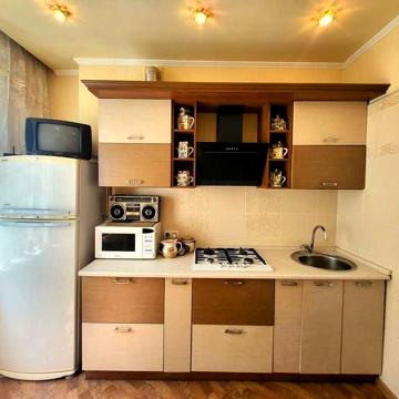 Продаж 2-х к.кв. ЦЕНТР міста вул. 12 Квітня буд.№5 (4 поверх).