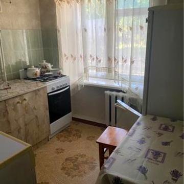 Продам трикімнатну квартиру