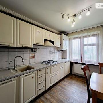 Продажа 3к квартира Келецька вулиця