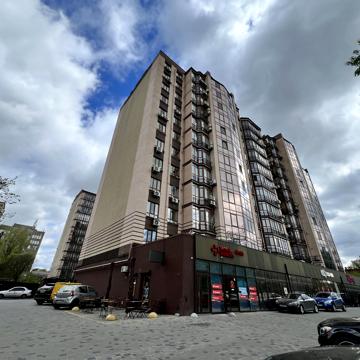 Володимира Антоновича вул. (Свердлова), 36