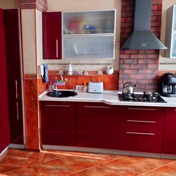 Продаж 3-х кімнатної квартири на Огнівці з гарним ремонтом