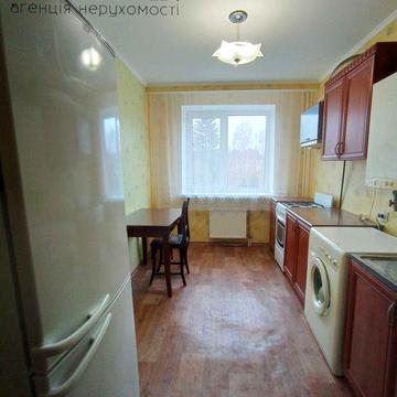 Простора 2-кімнатна з автономним опаленням