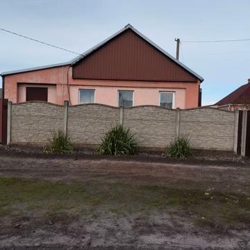 Продам будинок з твердотопливним опаленням