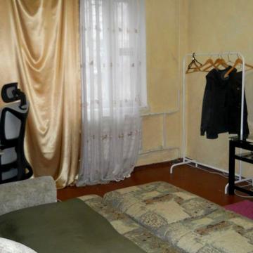 Продаю 1 комн. кв. на проспекте Р. Шухевича (бывший просп. Ватутина)