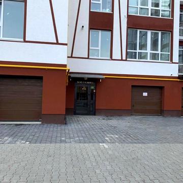 Отця Івана Блавацького вул., 18