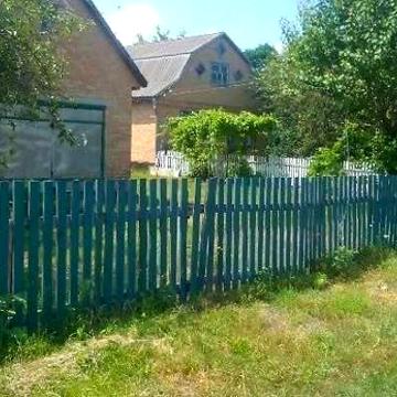 Будинок за містом, дача