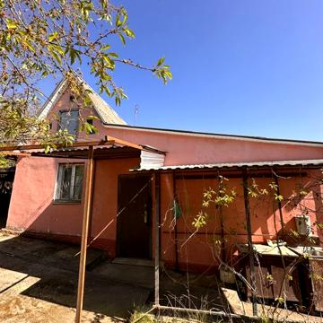 Продаж будинку в селі Озерна
