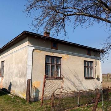 Продається будинок цегляний с. Попелі