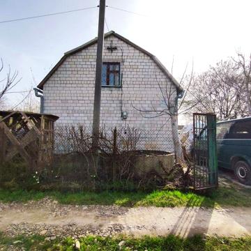 Продається гарна сонячна дачна ділянка з будинком