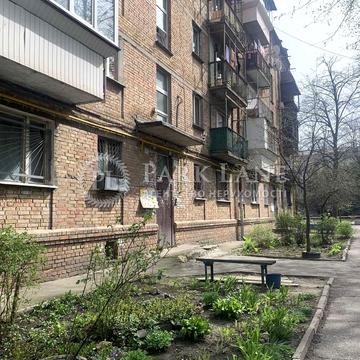 продаж квартири 3 кім Нивки вул. Салютна 11