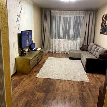 Продається 3 -х кімнатна  квартира в центрі міста