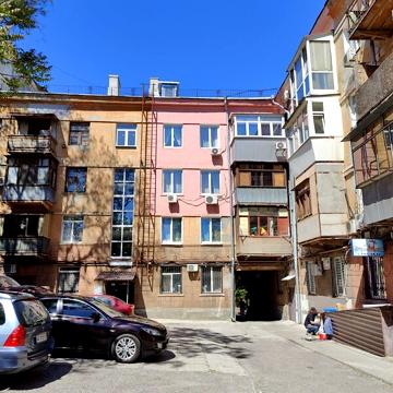 Довгострокова оренда 2к Квартира Грушевського Михайла вулиця