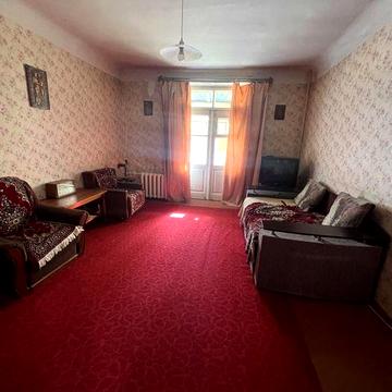Продам квартиру в центрі Кременчука