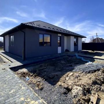 Продаж 1 поверхового Будинку 96 кв. м. 3 к. 5 соток по вул. Мирній