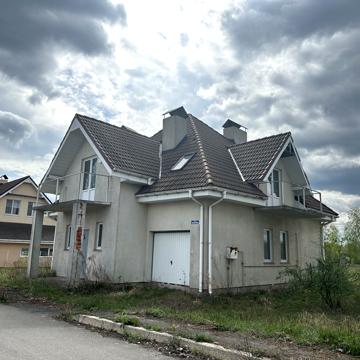 Прорізна, 15