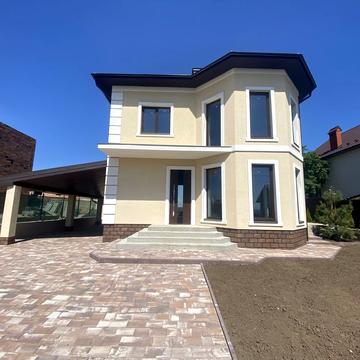 Продається 2-поверховий будинок у Великому Кучурові