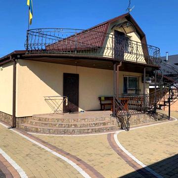 Заміська садиба з басейном с. Єлизаветівка біля р. Дніпро