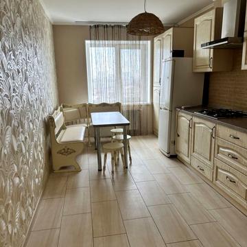 Продам 3-к квартиру на Олексіівці у Харкові