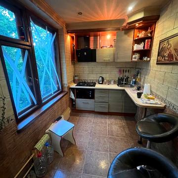 Тракторобудівників просп., 160а