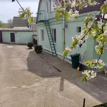 Продаж будинку 4 кімнати, 179 м², 6 соток, Хмельницький
