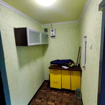 Дача з двоповерховим будинком