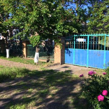 Продам большой добротный дом