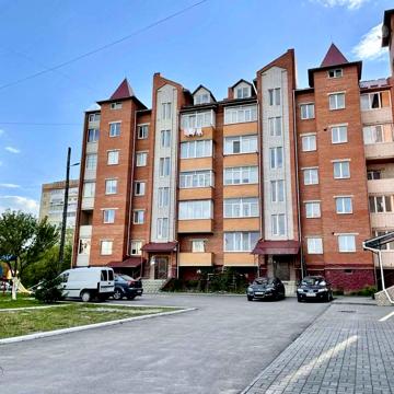 Продається 2-кімнатна квартира в новобудові.Чортків