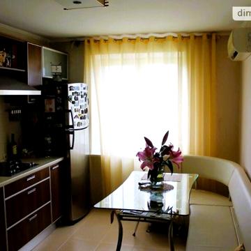 Продаж 2к Квартира Генерала Петрова вулиця