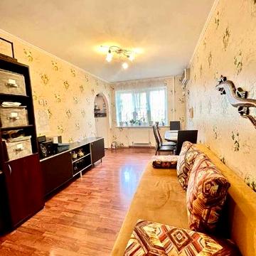 Продам 3-к квартиру с мебелью ! Поля Кирова Славутич Титова !