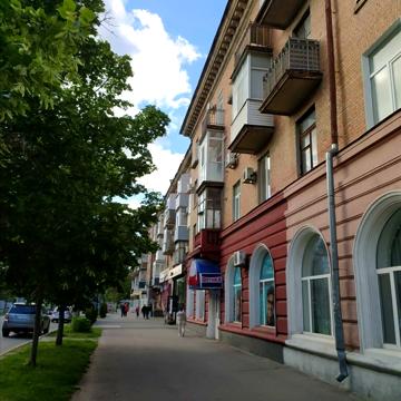 Соборності вул. (Жовтнева), 44