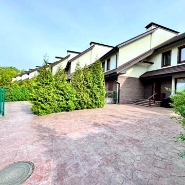 Осокорки.Продаж будинок/таунхаус з підвалом 226м2 м.Славутич 6км.