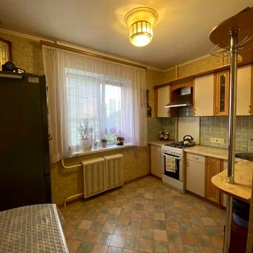 Продам 3-х к/квартиру, центр, вул. Шевченка