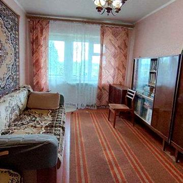 Продам 3-х кімнатну   квартиру м. Зміїв