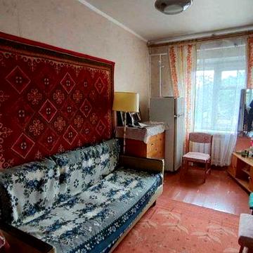 Продам 3-х кімнатну   квартиру м. Зміїв