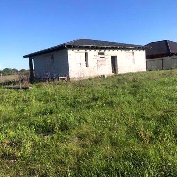 Продається будинок ( коробка) , 20с, землі