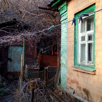 Продам будинок з гаражем м.Гадяч пр.Сумський