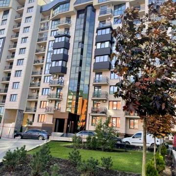 Продається 2-кім новобудова р-н парку Шевченка