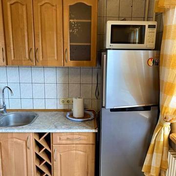 Довгострокова оренда 1к Квартира Героїв Праці вулиця