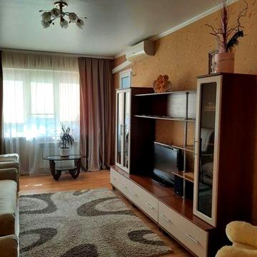 Квартира 3 комнатная 97 кв Гагарина центр