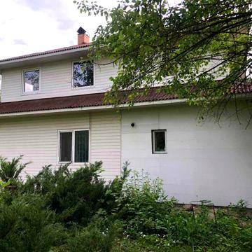 Продам будинок-дачу в с Гатне, сауна, ділянка 12сот, озеро!