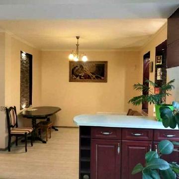 Продаж 4к Квартира Харчовиків вулиця