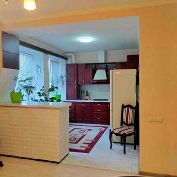 Продажа 4к квартира Харчовиків вулиця