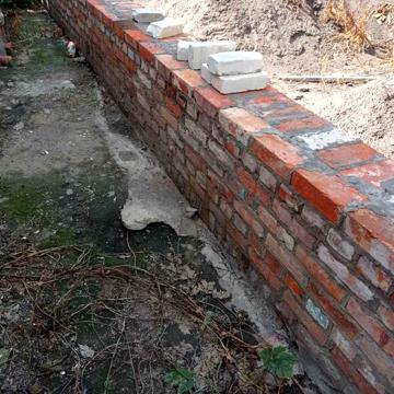 Читайте оголошення Продам будинок в Золочіві