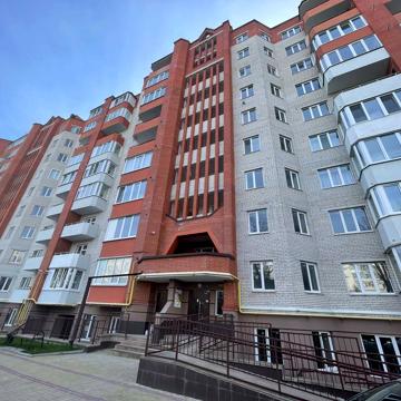 Довженка вул., 26