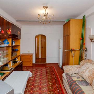 Святошинський р-н., вул. Зодчих 50, простора 3-кімнатна, Вдала локація