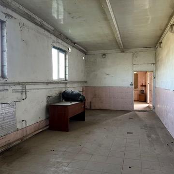 Продам будинок 2010 року забудови з гаражем неподалік центру міста