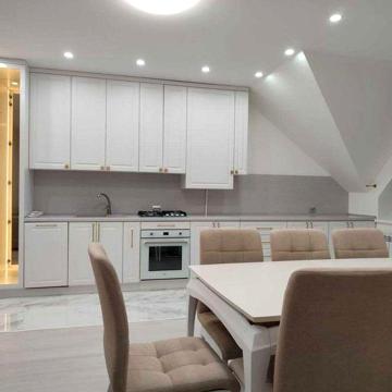 Продаж великої квартири (парк Боздош, поряд центр, новобудова)